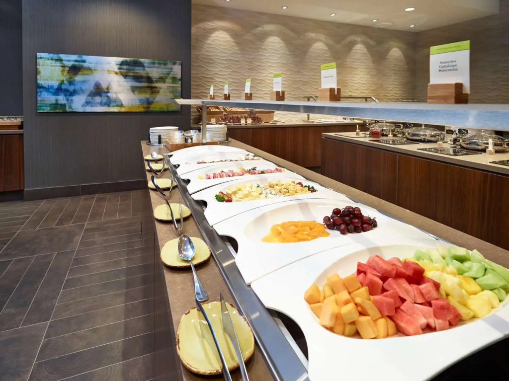 DoubleTree by Hilton Hotel & Conference Centre Regina