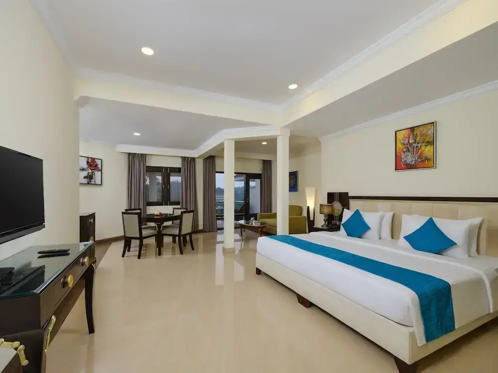WelcomHeritage Connaught House, Mount Abu
