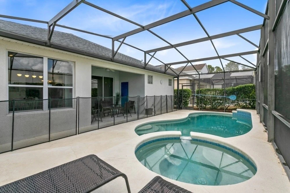 4 Bedrooms, 3 Baths, No Rear Neighbors 4 Villa by RedAwning