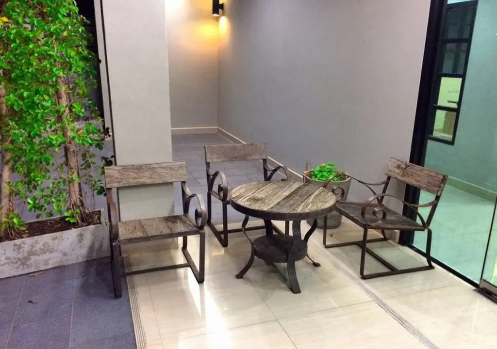 Takawa Suite