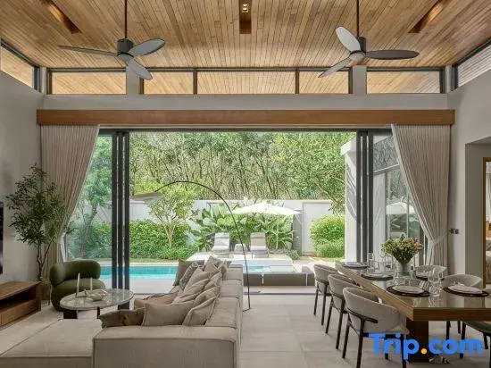 Premium Villa Botanica 3-BR with Pool and Garden