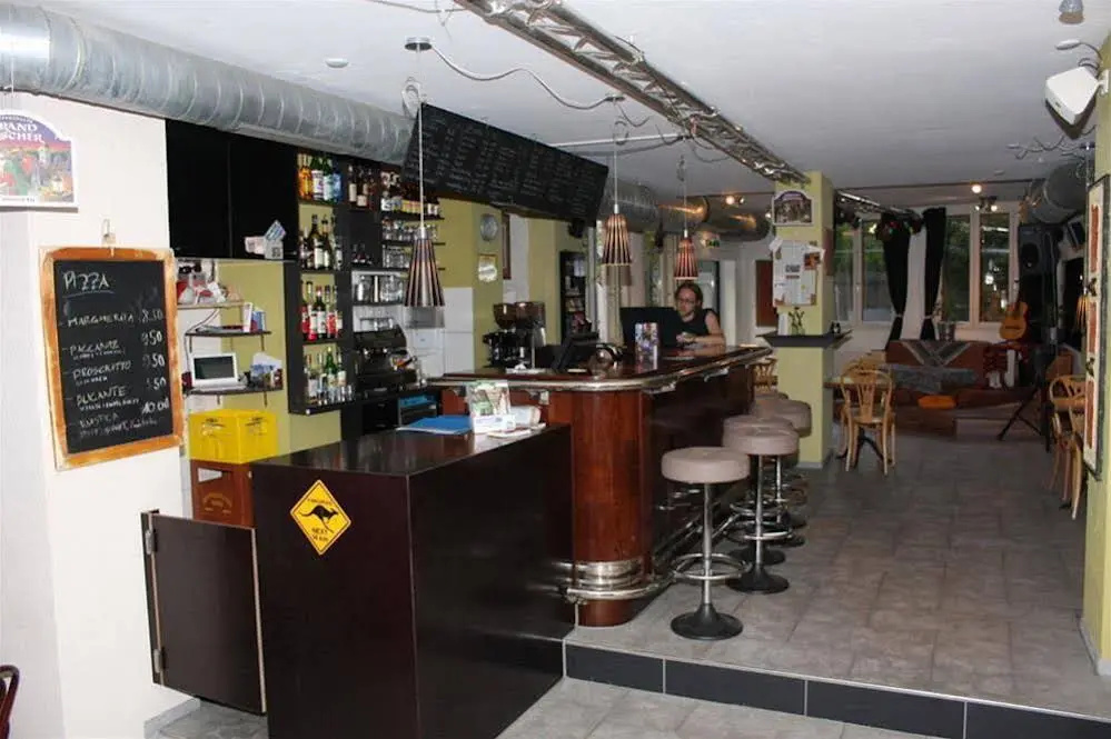Langstars Backpackers
