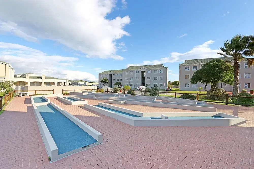 BB Beach Club 37