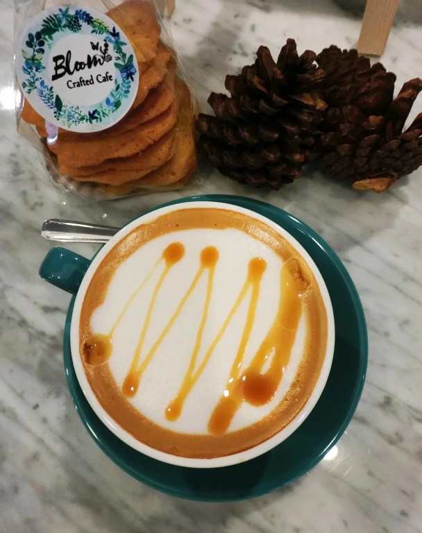 Bloom Boutique Hotel & Cafe