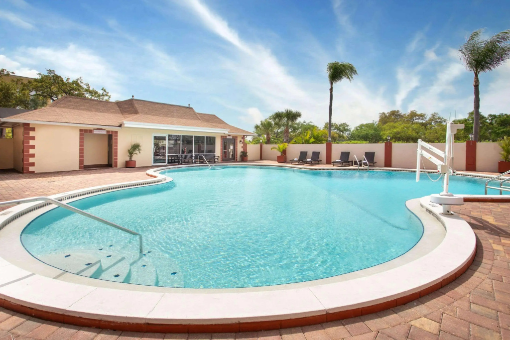 Ramada by Wyndham Tampa Westshore Airport South