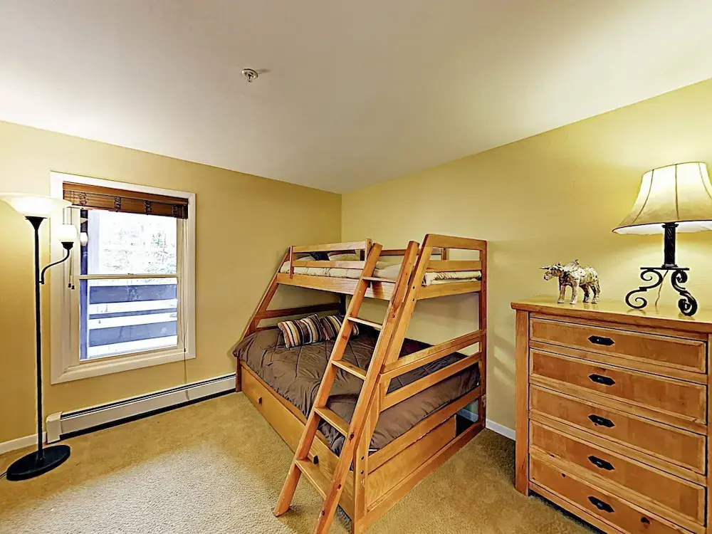 60 Dillon - 2 Br Condo