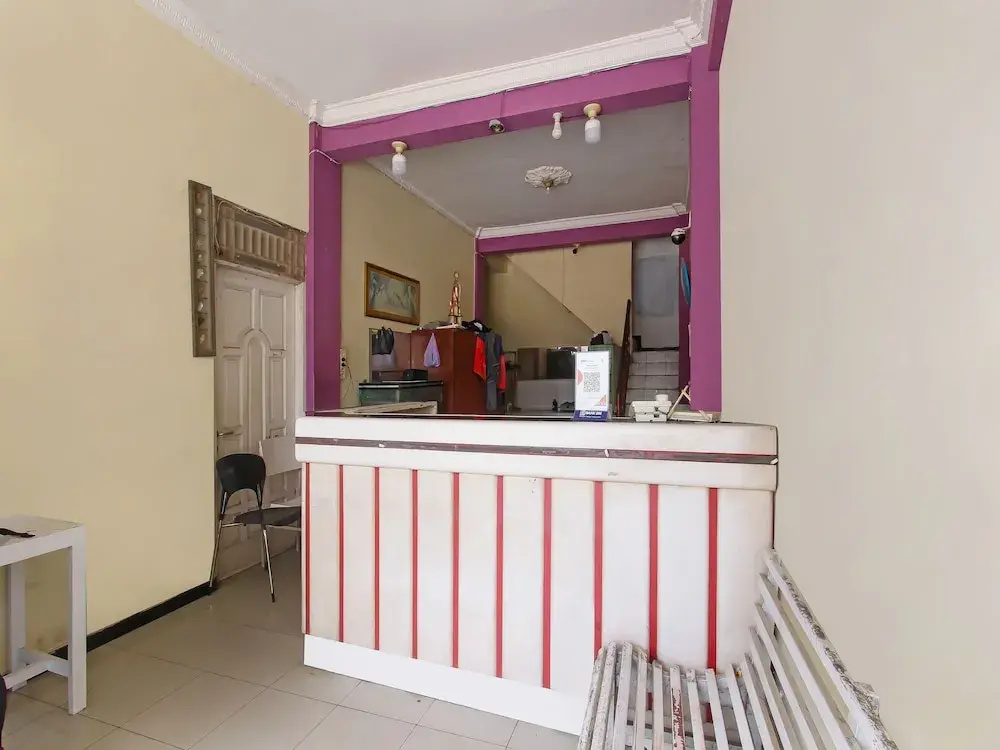 RedDoorz at Hotel Roda Mas 2 near Gor Satria