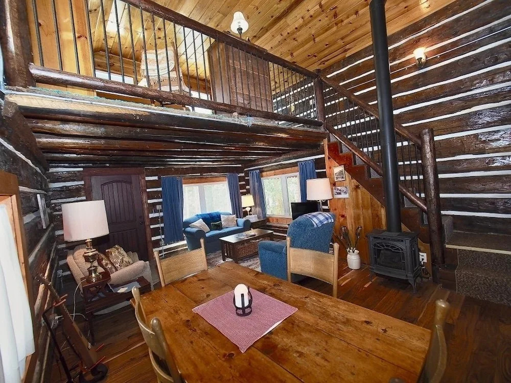 Bank of Alpine - 2 Br Cabin
