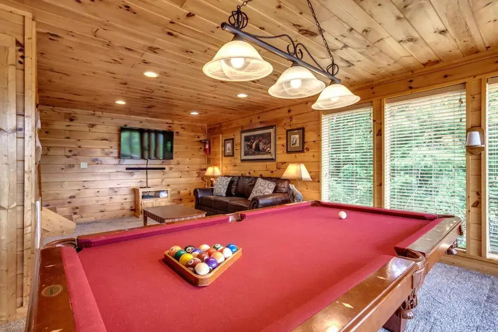 2 Bedroom Cabin for 8
