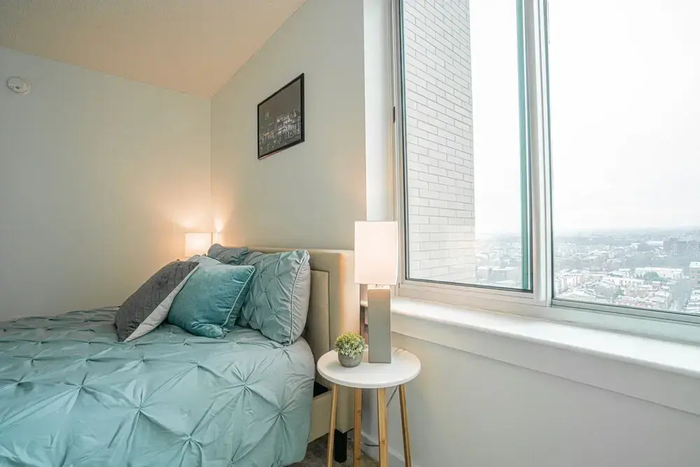 Downtown 2br Apartment Near Convention Center 2 Bedroom Apts by RedAwning