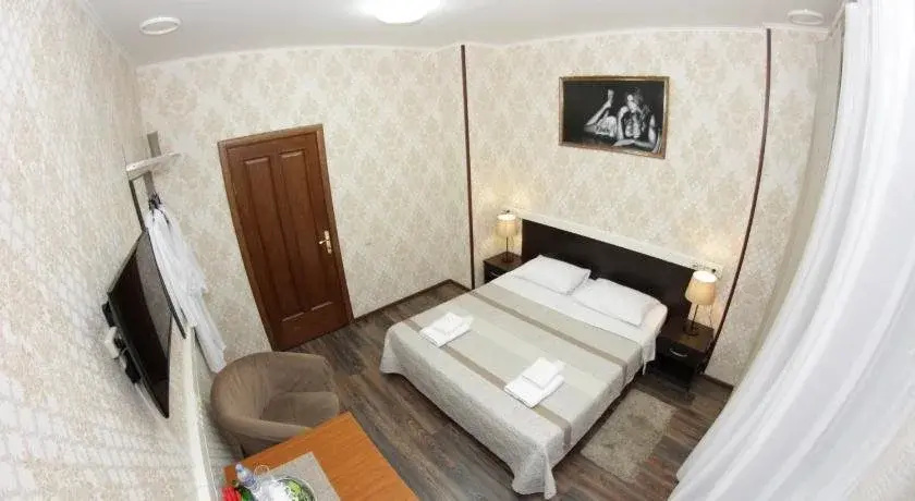 Отель Афина