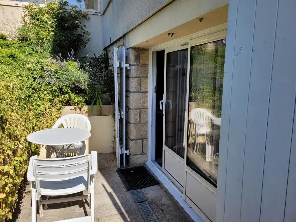 logement à 50 m de la mer !