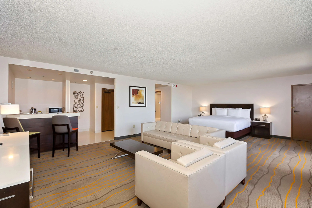 Doubletree by Hilton Whittier