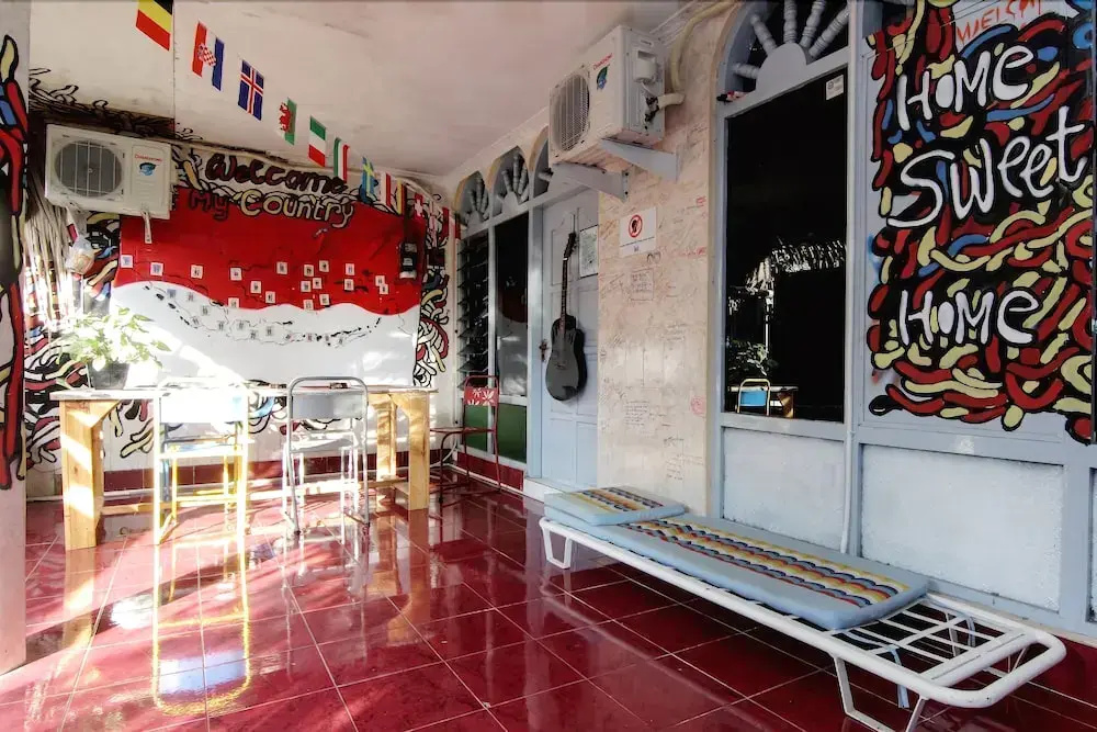De'Oplet Homestay & Gallery
