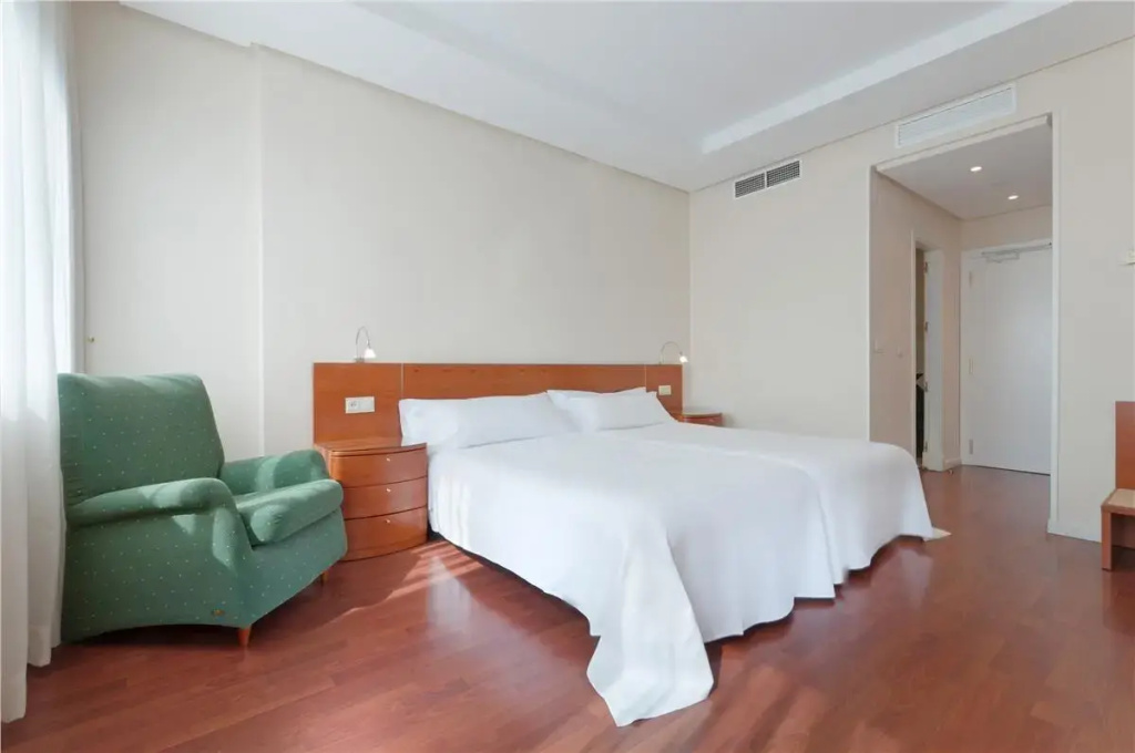 Hotel Madrid Chamartín, Affiliated by Meliá