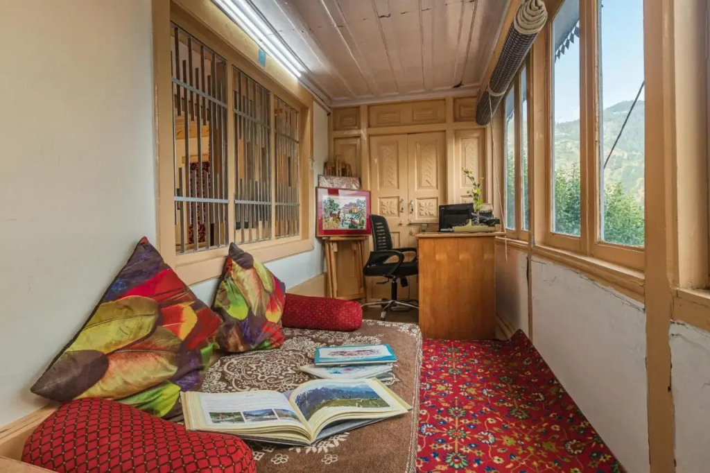 Saffronstays Hardys Hideaway