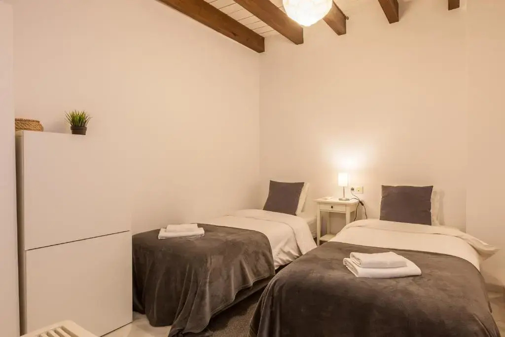 Luminoso 2 BR apartment, 300 metros de Catedral