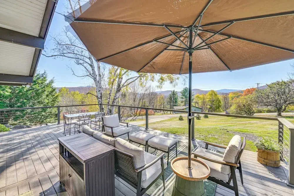 Cozy Mtn-view Chalet < 2 Mi to Windham Slopes