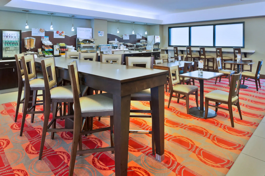 Holiday Inn Express Harrisburg I-81 - Hershey By IHG