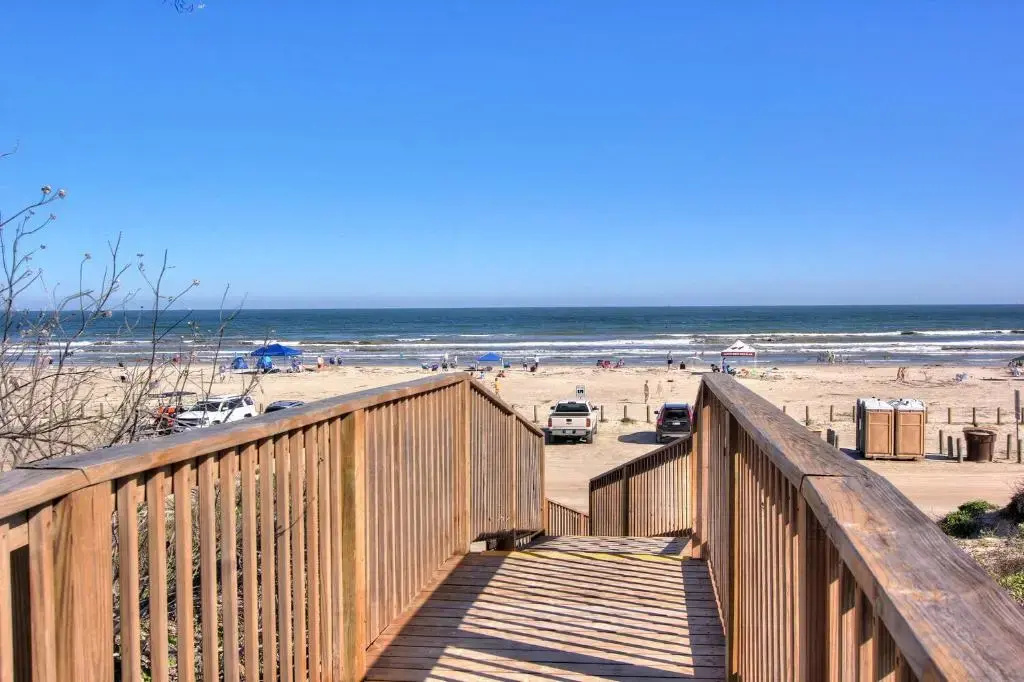 Little Shell Sm152 Condo