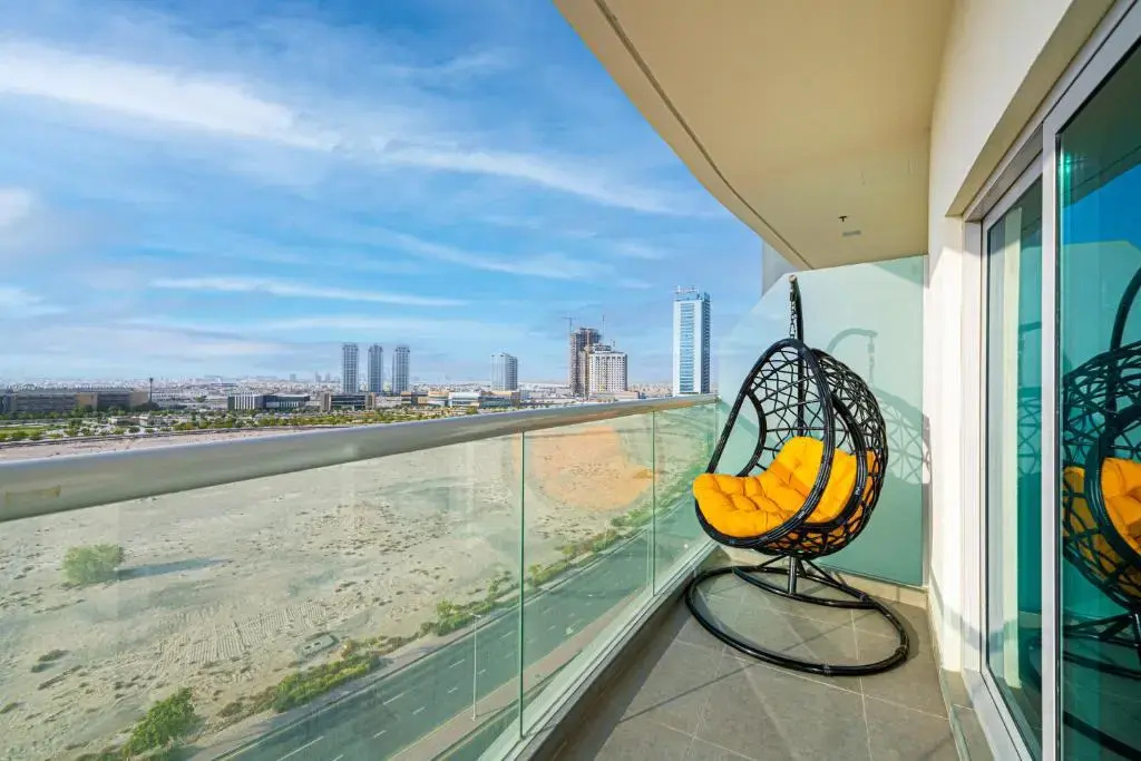 Luxury 1BDR Apt in Al Barsha with beautiful city skyline views