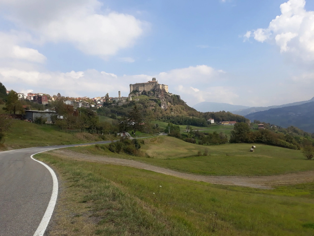 Tolasudolsa Rooms, Breakfast & Mountain Bike