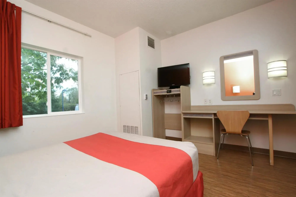 Motel 6-Colchester, VT - Burlington