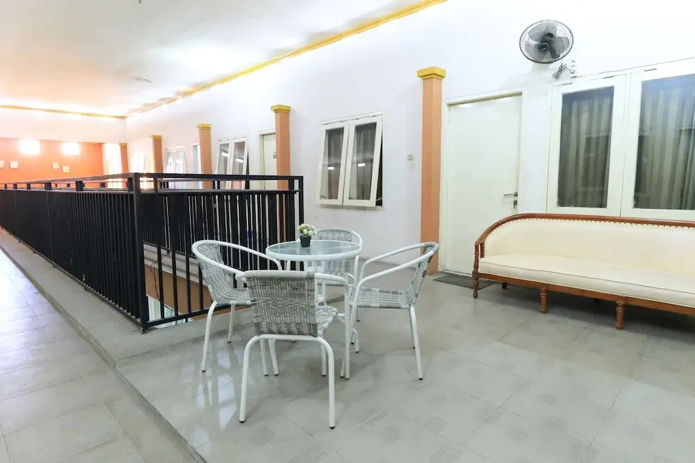 Homestay Babussalam Rungkut Mitra RedDoorz