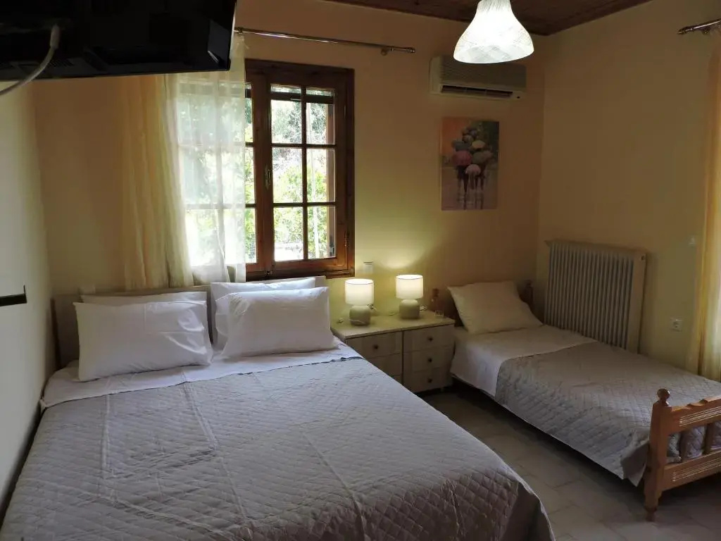 Calm house in Sivros village, Lefkada