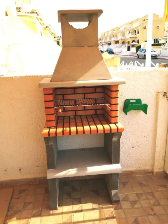House With 4 Bedrooms in Santa Pola, With Pool Access and Terrace - 90