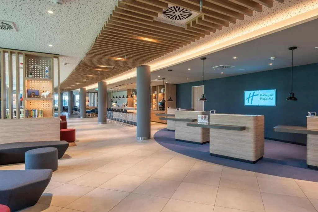 Holiday Inn Express Düsseldorf - Hauptbahnhof by IHG