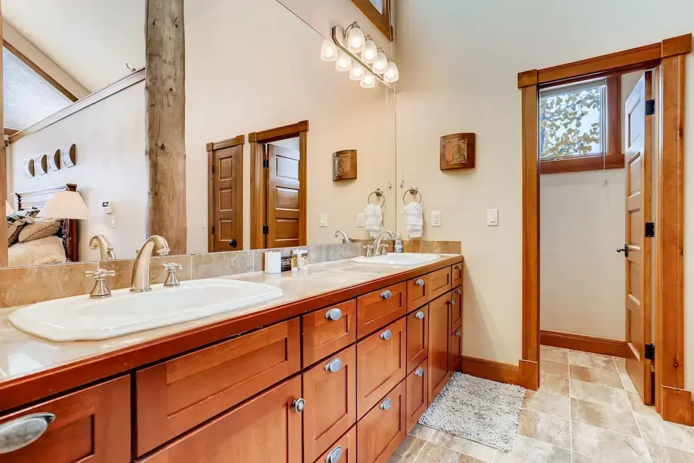 21 N Rd Home 4 Bedrooms 4.5 Bathrooms Home
