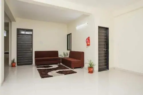 Hotel Metro by OYO Rooms