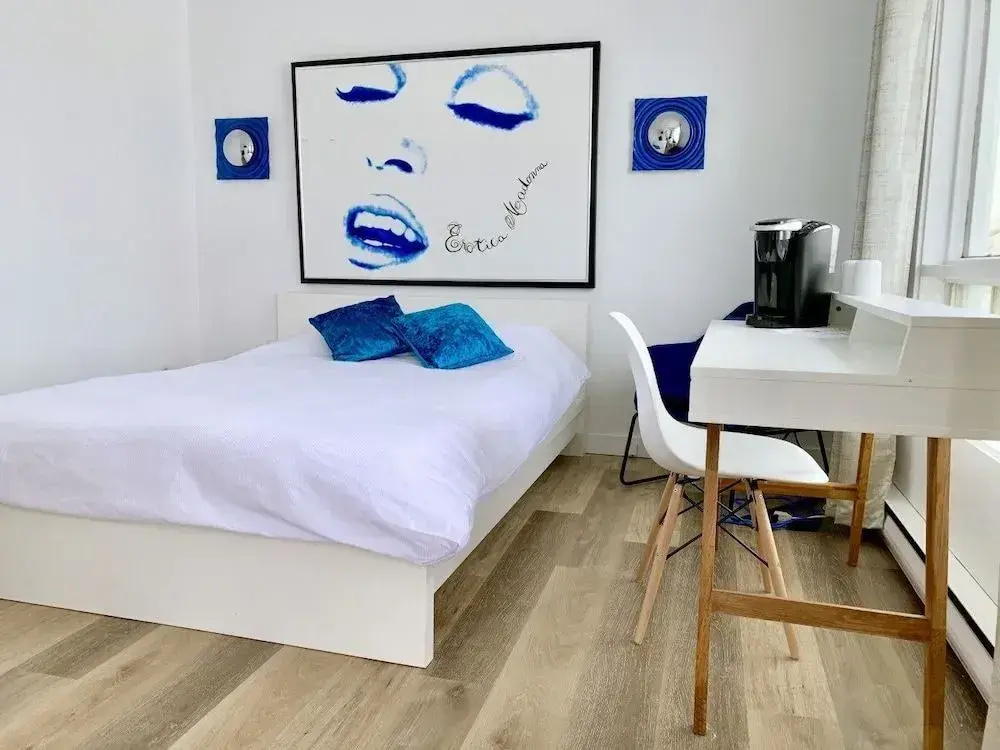 M Motel & Suites