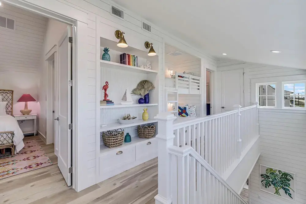 The Coastal Cottage 210esc-b
