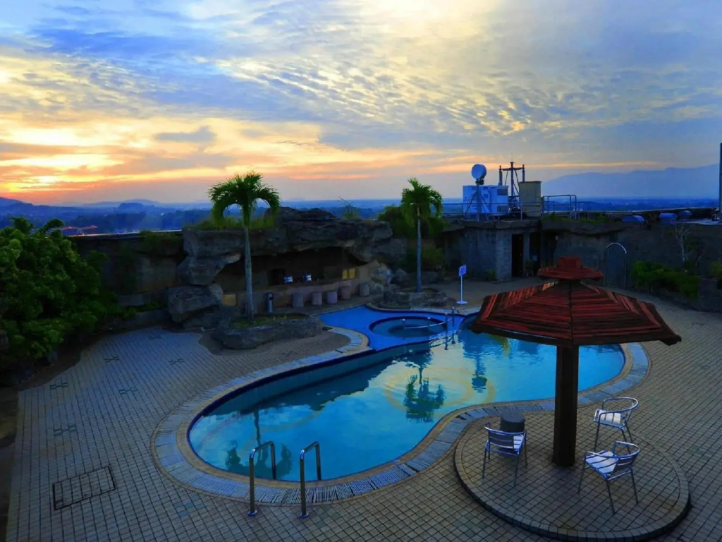 Emerald Puteri Hotel