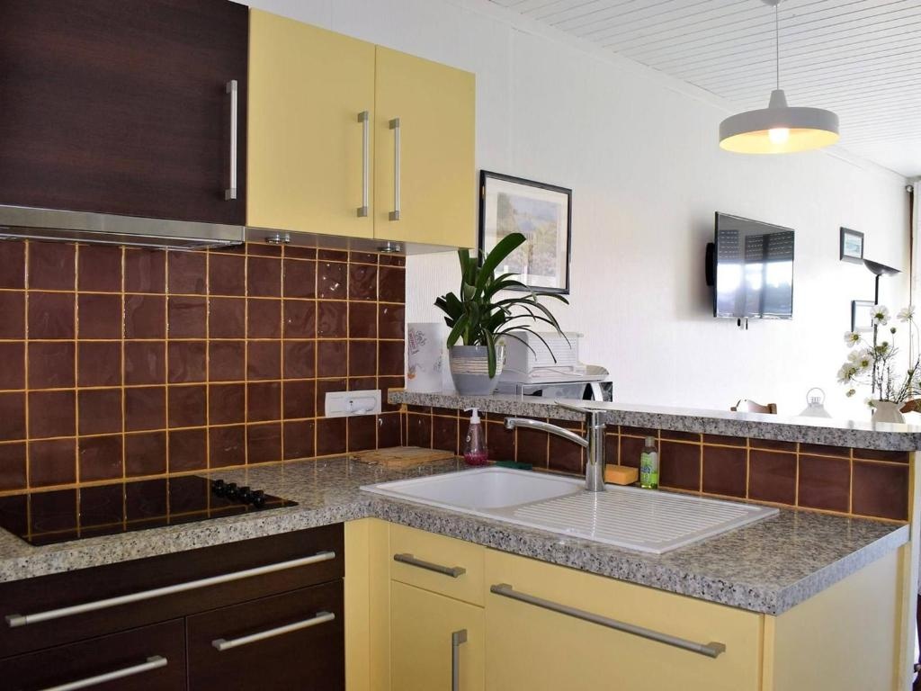 Appartement Perros-Guirec, 2 pièces, 4 personnes - FR-1-368-151