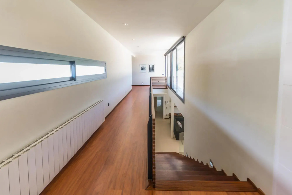 Claudia in L'Escala with 5 bedrooms and 4 bathrooms