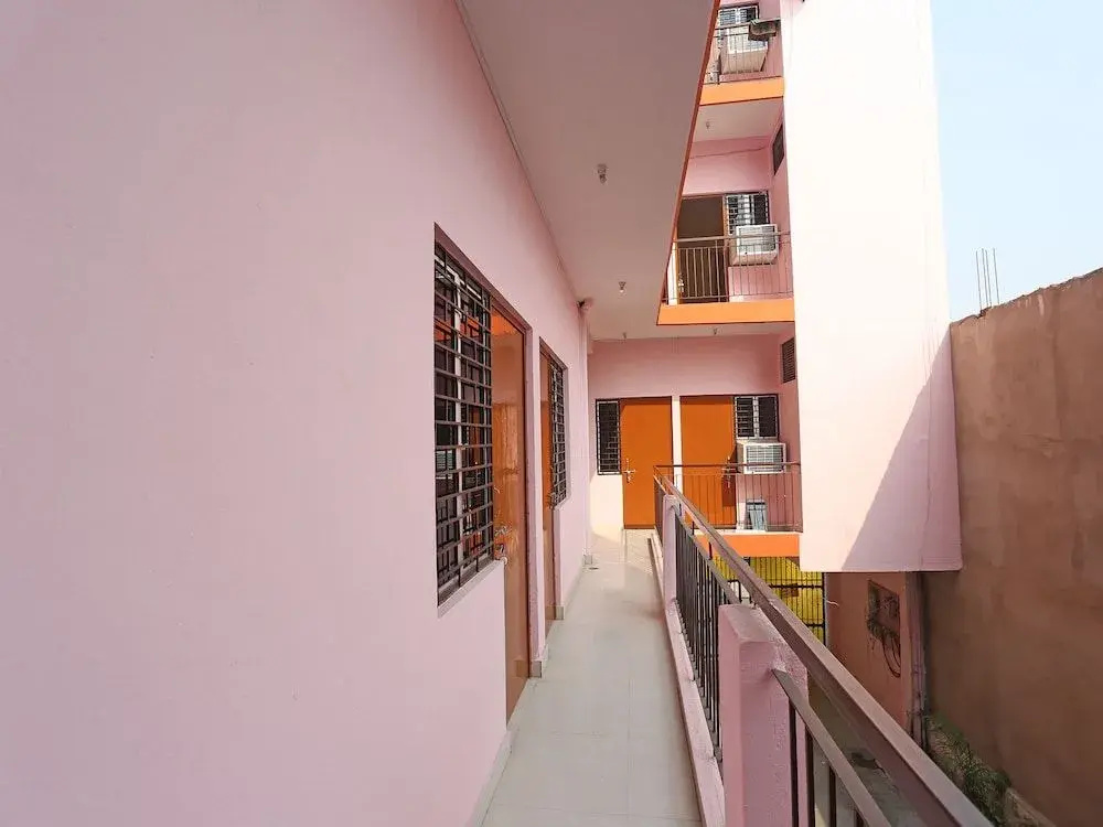 Hotel O Shree Shree Guest House