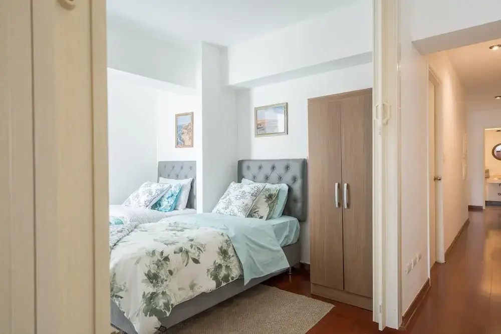 GLOBALSTAY. Ocean View Apartments. Pool. Gym