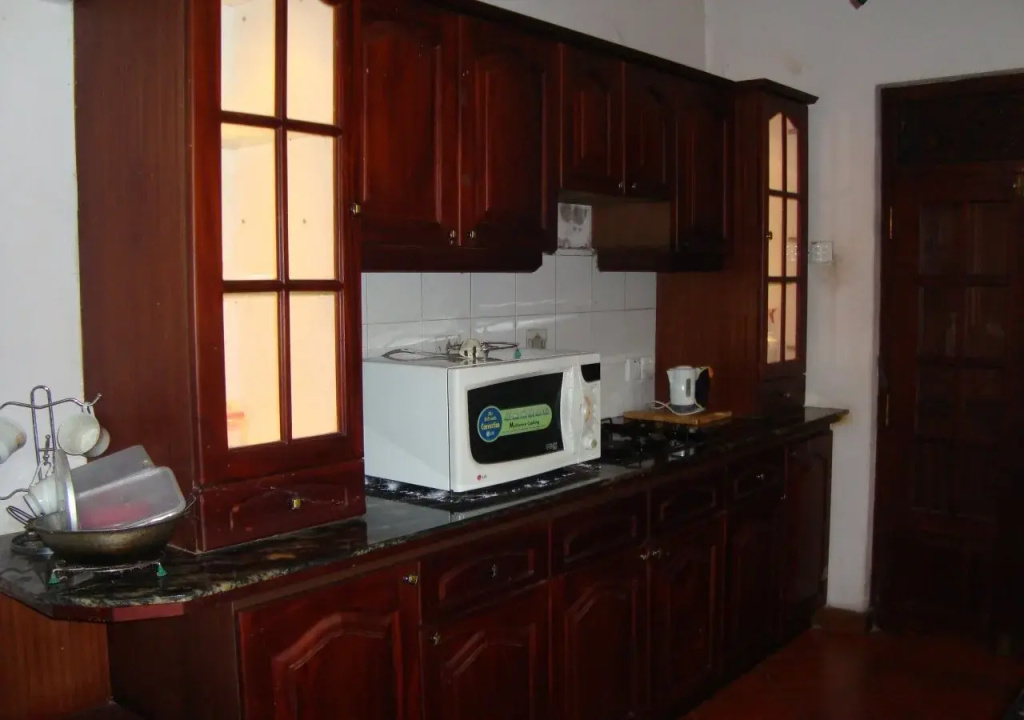 Namesh Hotel
