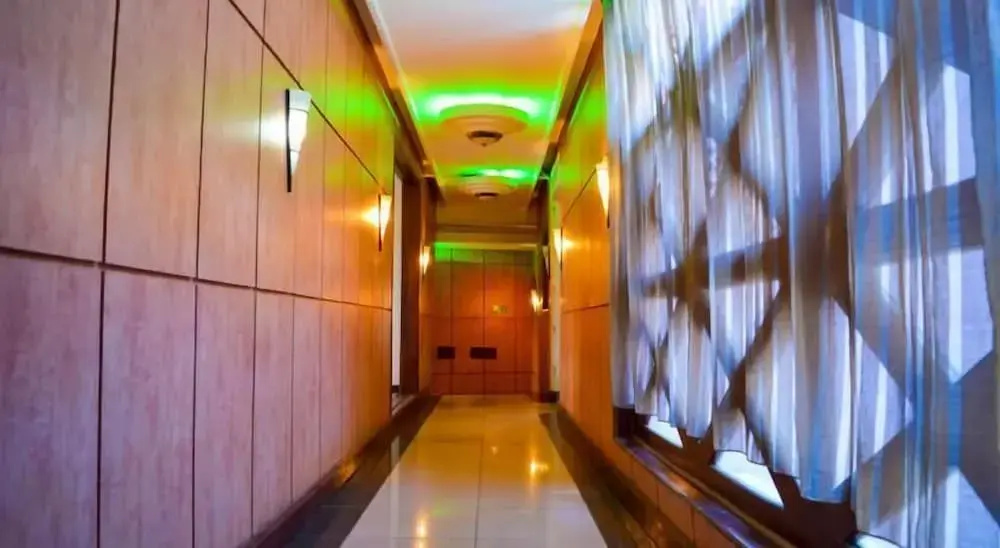 Anthena Hotel