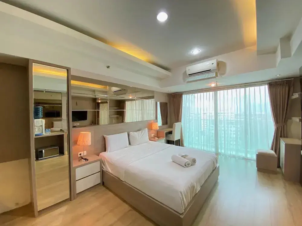 Spacious Studio Room At Tamansari La Grande Apartment Near Bip