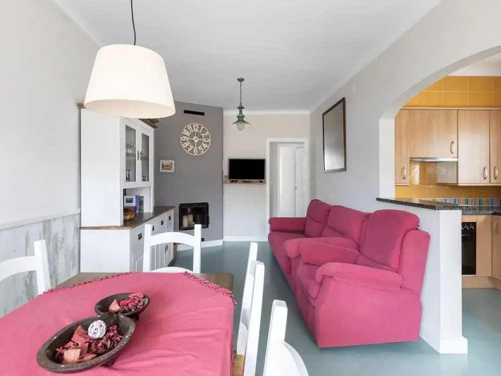 Comfy Holiday Home in L'escala With Garden