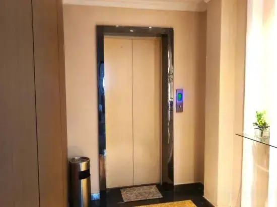 Kunming Fuxuan Hotel (ShopCuihu Park)