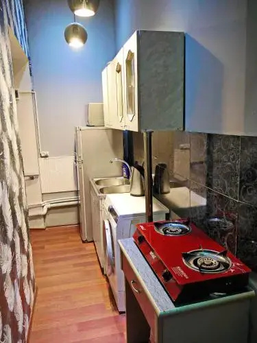 Golden Point Apartments