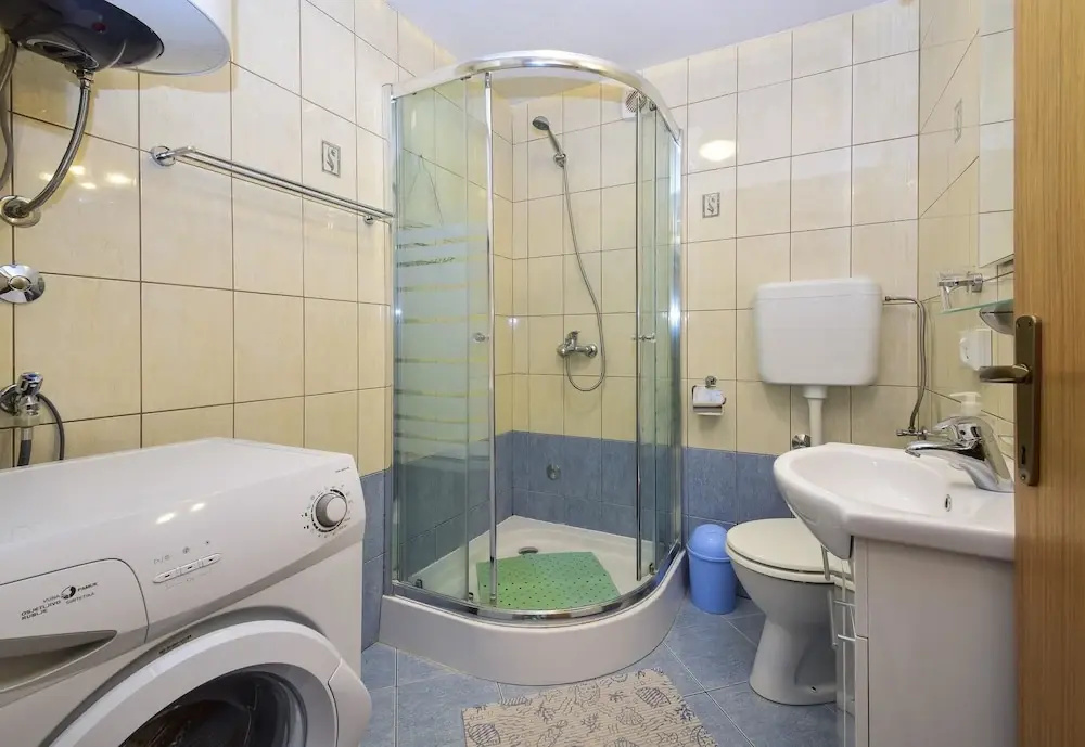 Apartments Lela Drage