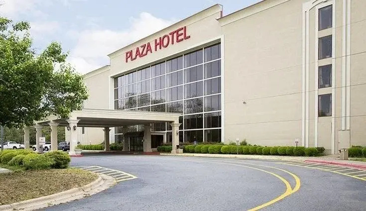 Plaza Hotel and Suites