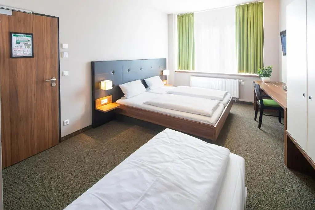 JOESEPP´S HOTEL am Schweizerberg