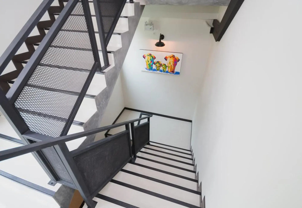 The Y Smart Hotel
